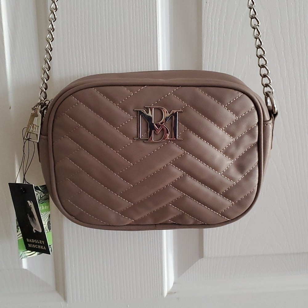 Badgley Mischka Camera bag with slip pocket in Taupe Vegan Leather